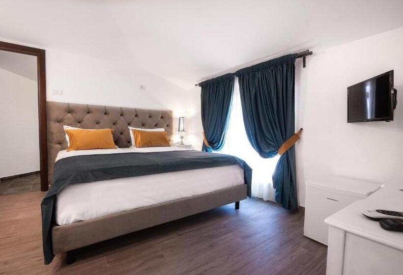 غرفة قياسية, Artelier Vama Veche