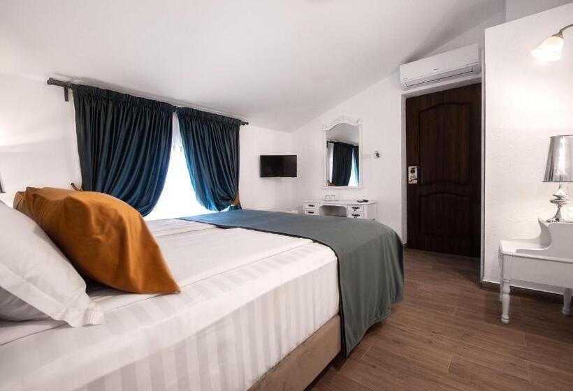 غرفة قياسية, Artelier Vama Veche