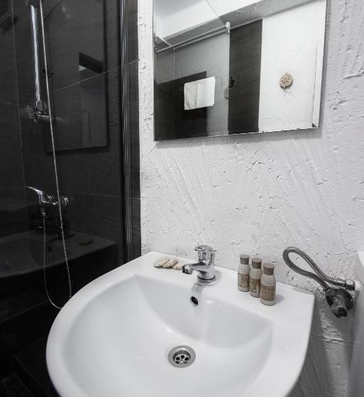 غرفة قياسية ثلاثية مزودة بشرفة, Artelier Vama Veche