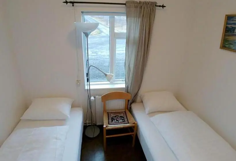 بانگلوی استاندارد, Finnstaðir