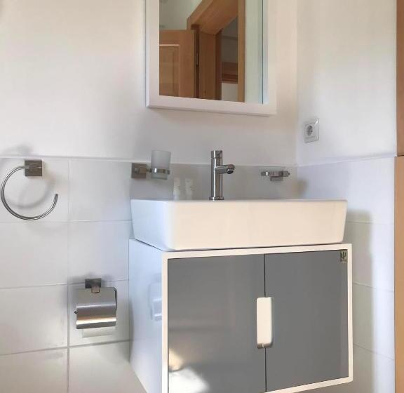 اتاق استاندارد, Boutique Hotel Mestia