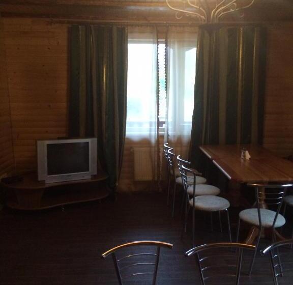 کلبه ییلاقی, сонячні карпати