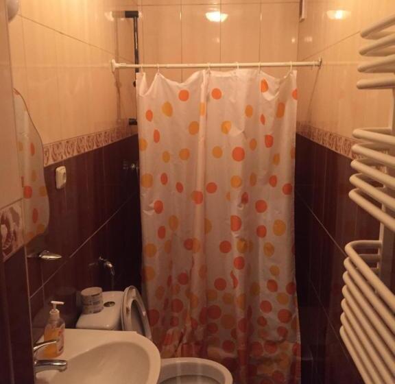 کلبه ییلاقی, сонячні карпати