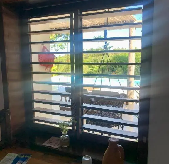 اتاق استاندارد با چشمانداز استخر, Baleias Home