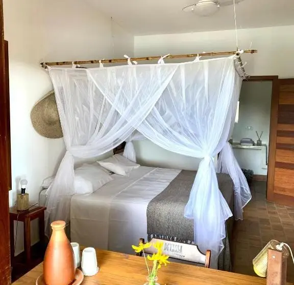 اتاق استاندارد با چشمانداز استخر, Baleias Home