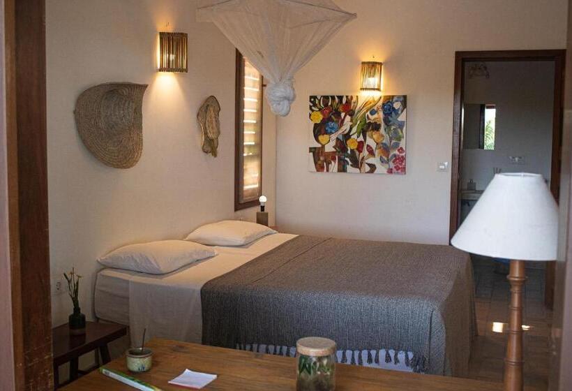 스탠다드 룸 풀장 전망, Baleias Home