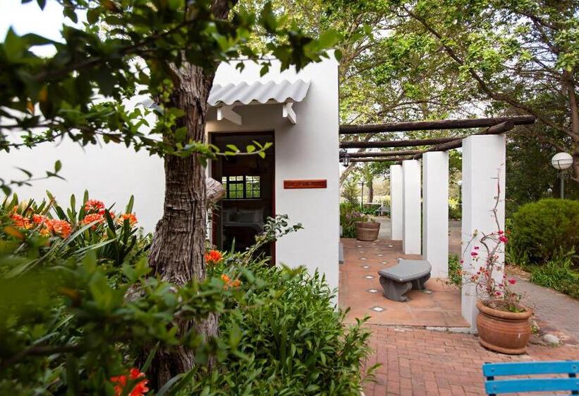 スタンダードトリプルルーム, Summerhill Guest Farm