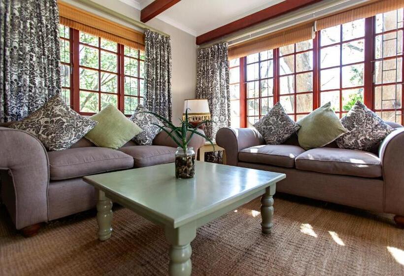 Семейный Номер, Summerhill Guest Farm