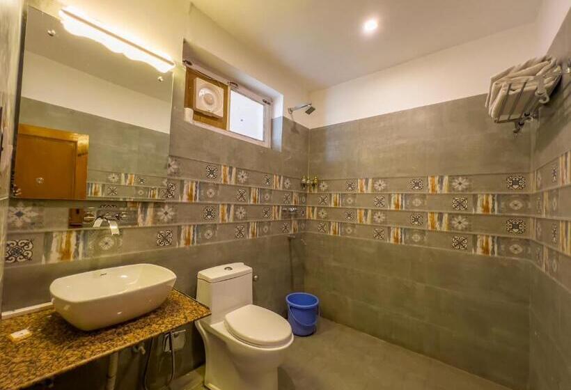 غرفة ديلوكس, The Silk Route Ladakh