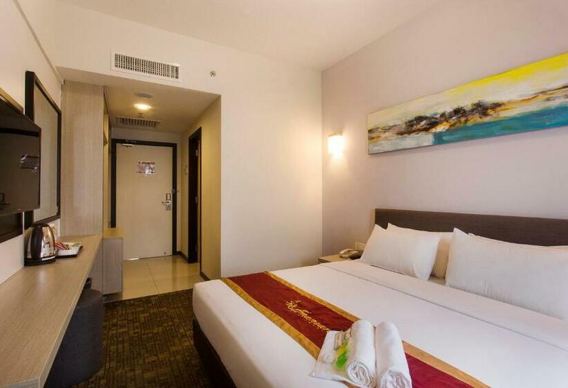 Номер Deluxe Кровать Кинг, Amansari Hotel Nusajaya