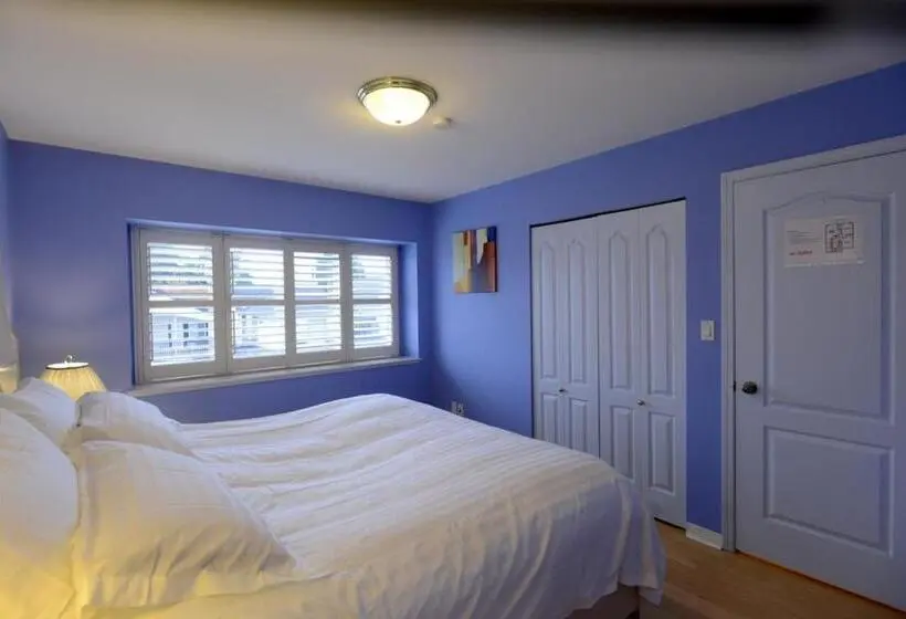 اتاق لوکس با تخت بزرگ, Marpole Guest House