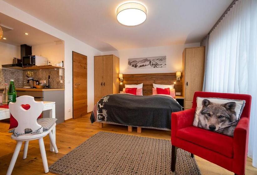 Апартаменты 1 Спальня с Балконом, Alp Chalet