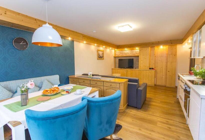 침실 1개 테라스 아파트, Alp Chalet