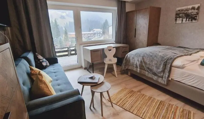 テラス付きスタンダードワンルーム, Alp Chalet