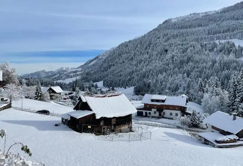 1階の1ベッドルームアパートメント, Alp Chalet