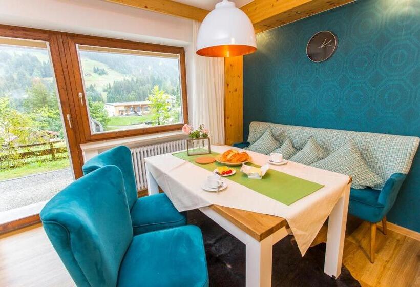 침실 1개 테라스 아파트, Alp Chalet