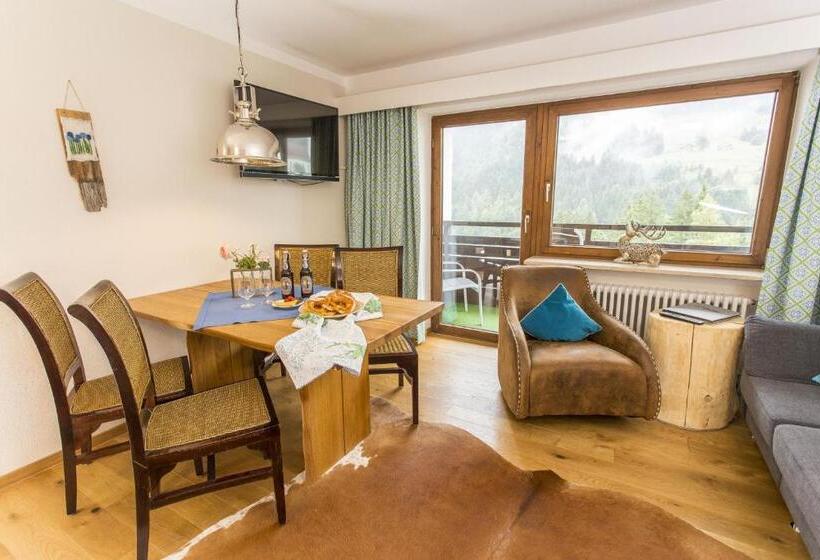 1 Bedroom Apartment Mountain View, Alp Chalet