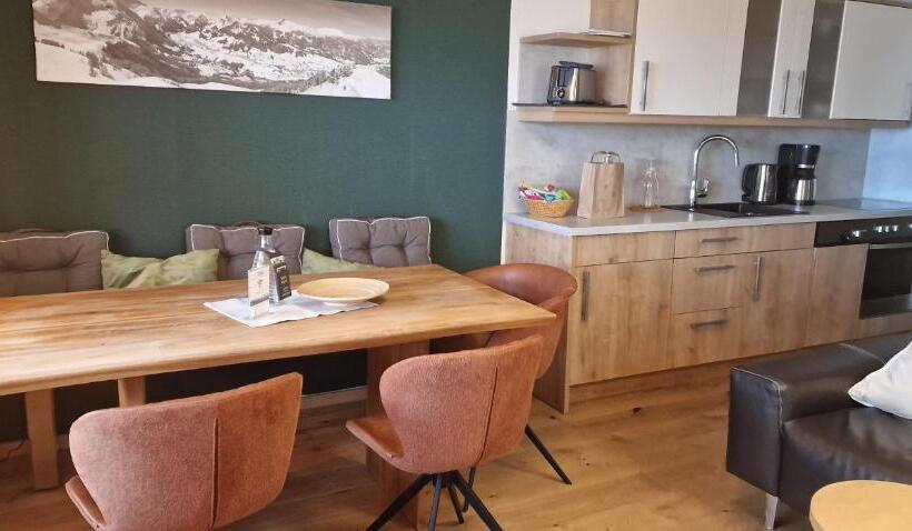 1 Bedroom Apartment Mountain View, Alp Chalet