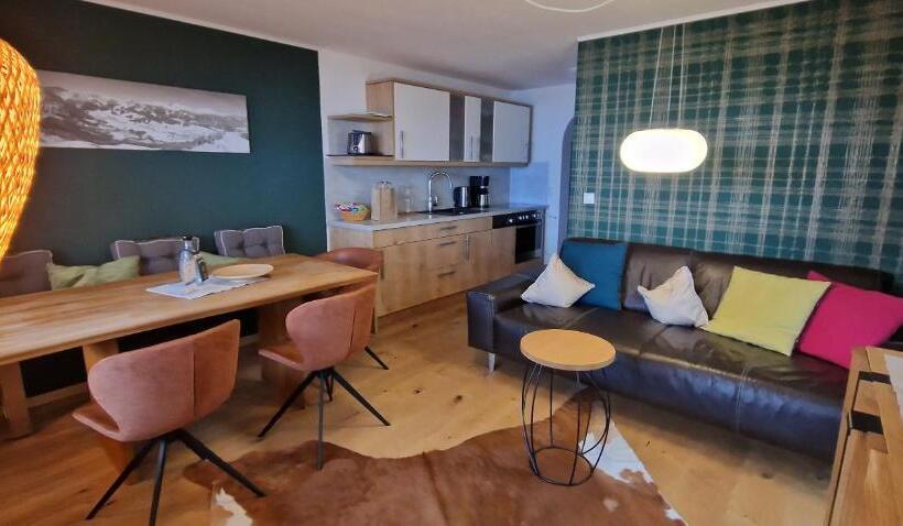 1 Bedroom Apartment Mountain View, Alp Chalet