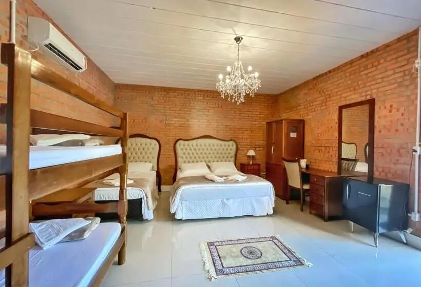 Perhehuone, Casa Branca Pousada