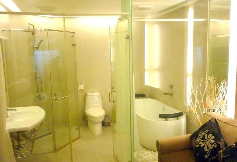 اتاق لوکس, Orinet Jewel Youth Hostel