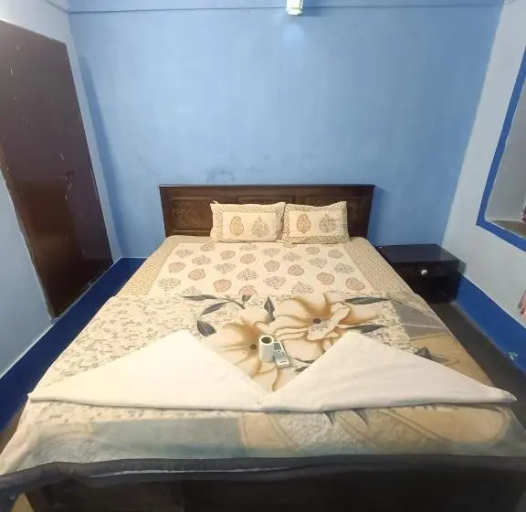 اتاق لوکس, Gopal Home Stay & Guest House