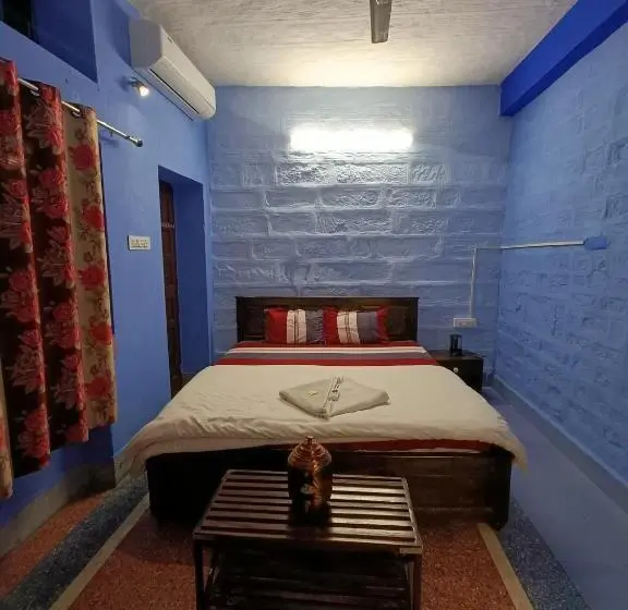 اتاق لوکس با تخت بزرگ, Gopal Home Stay & Guest House
