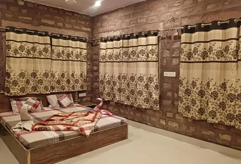 اتاق خانوادگی با چشم‌انداز کوه, Gopal Home Stay & Guest House