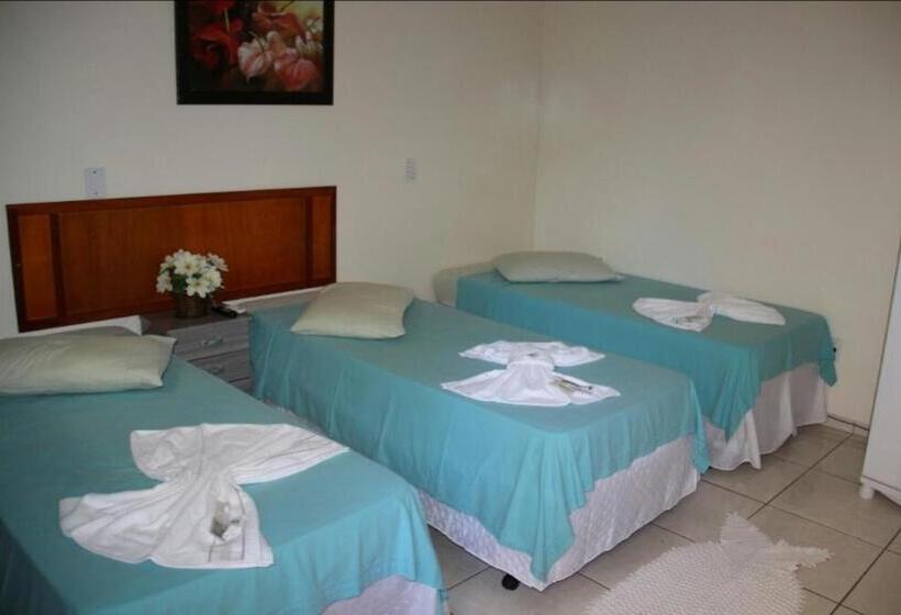 스탠다드 트리플 룸, Pousada João 3.16