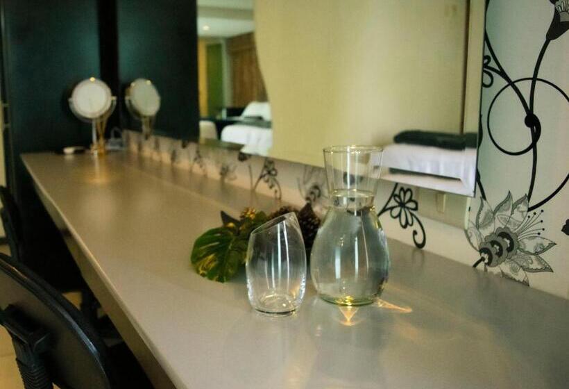 Quarto Deluxe, Giakor Suites   Gran Jardín