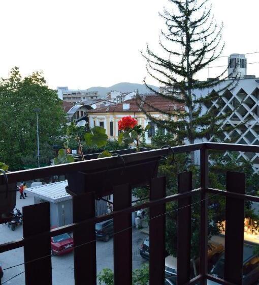 آپارتمان 1 خوابه, Apartments Mostrovi