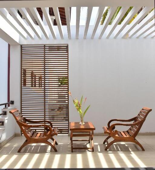 Апартаменты 1 Спальня Нижний Этаж, Villa De White Sambur