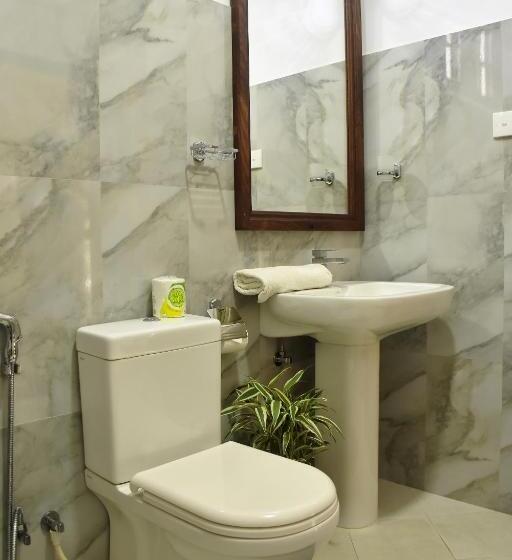 Апартаменты 1 Спальня Нижний Этаж, Villa De White Sambur