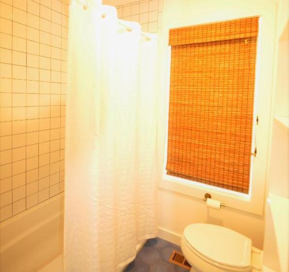 침실 1개 주택, 7a Ranch