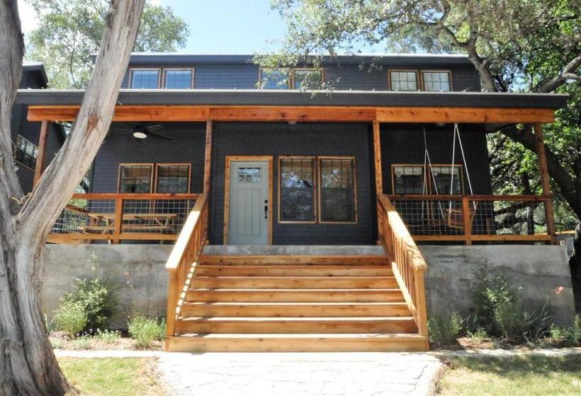 침실 1개 주택, 7a Ranch