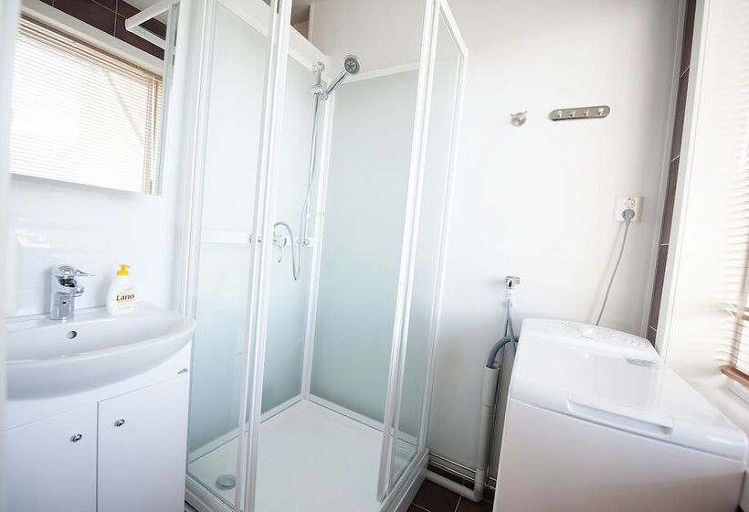 اتاق استاندارد یک نفره, Mo Gjestegård