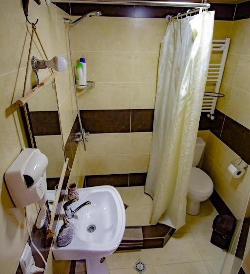 اتاق لوکس, Qilimcha S Guesthouse