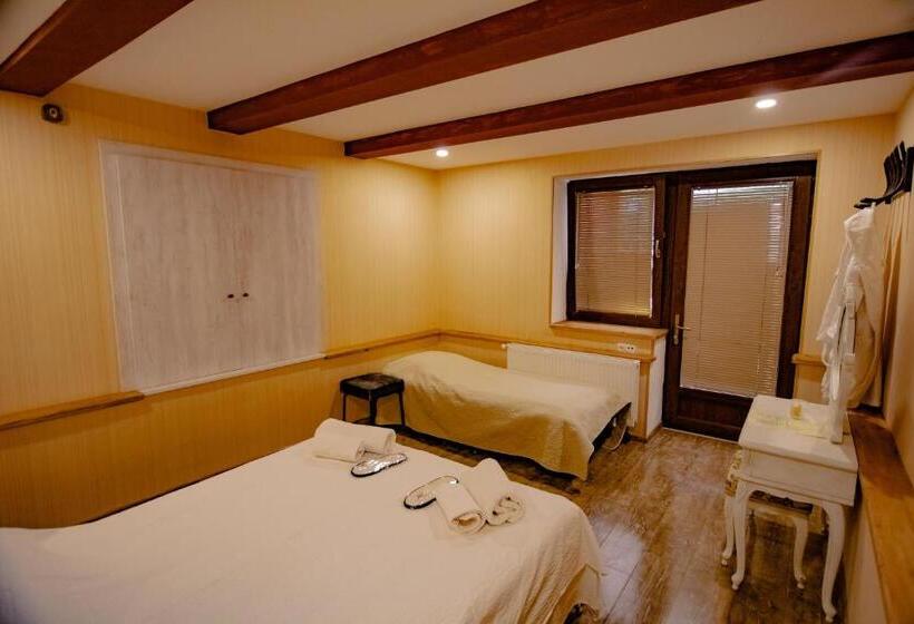 اتاق لوکس, Qilimcha S Guesthouse