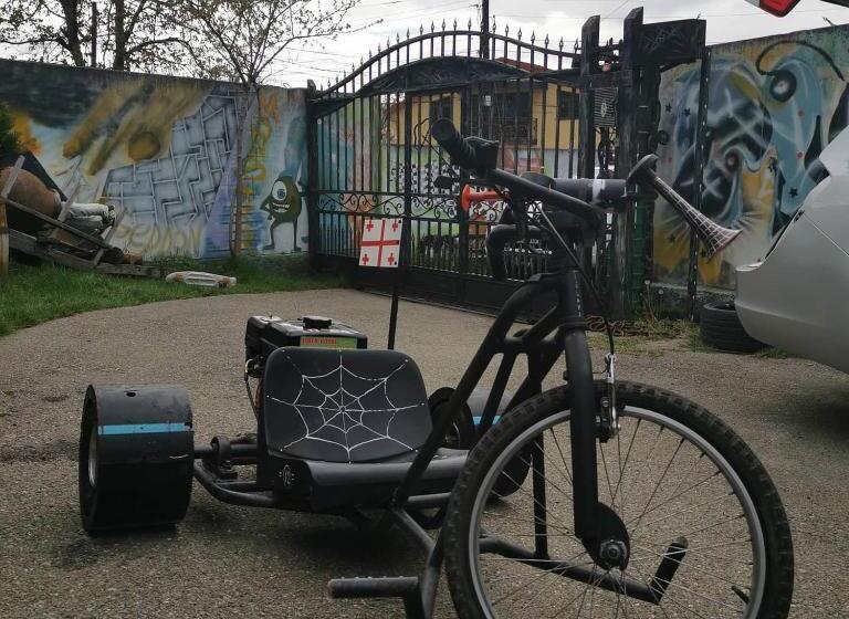 اتاق استاندارد سه نفره, Qilimcha S Guesthouse