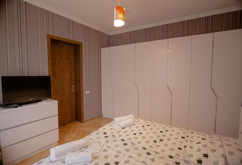 سوییت خانوادگی, Qilimcha S Guesthouse