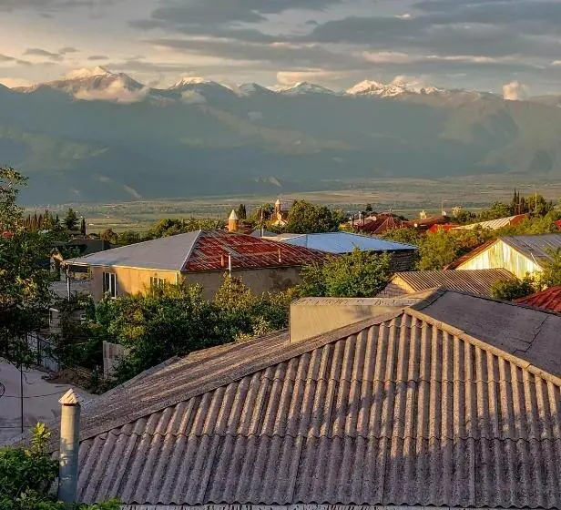 آپارتمان 2 خوابه, Qilimcha S Guesthouse Art Museum