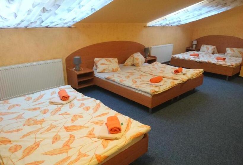 חדר משפחתי, Pension Rybářská Bašta