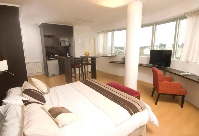 エクゼクティブスイート, Plaza Suites Campana