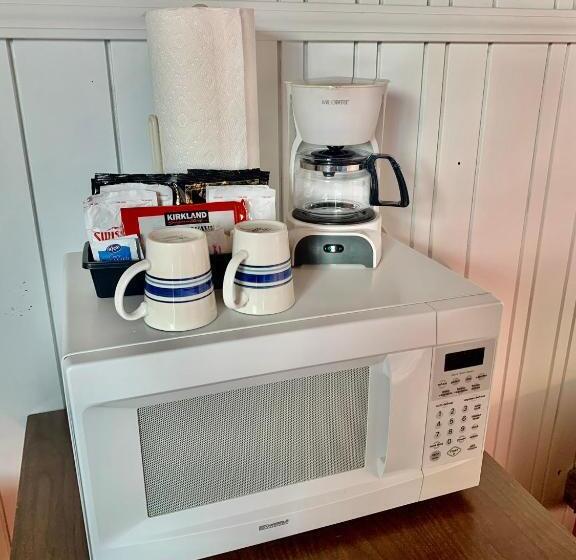 스탠다드 룸 킹사이즈 침대, Breakers Boutique Inn