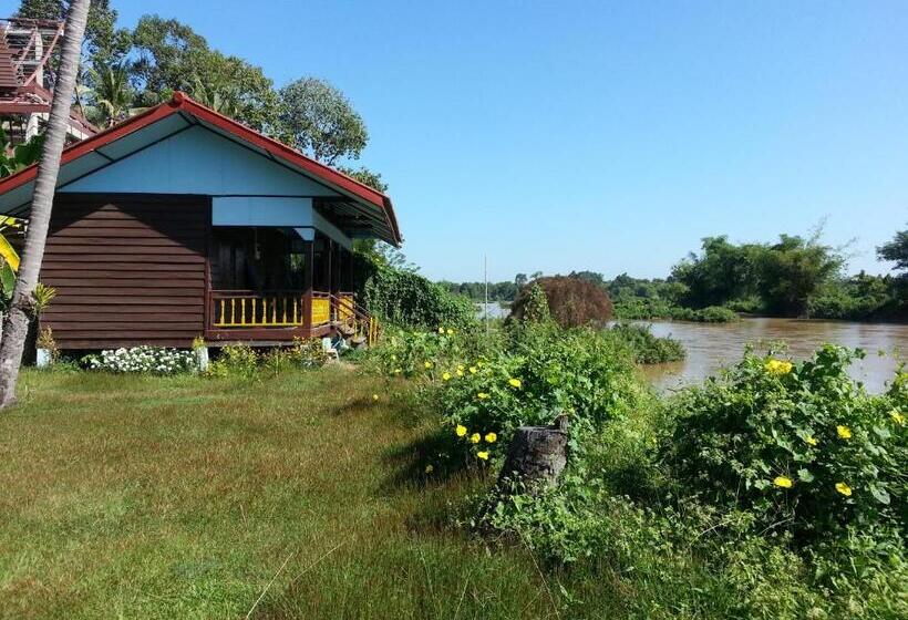 Номер Стандарт с Террасой, The Boathouse