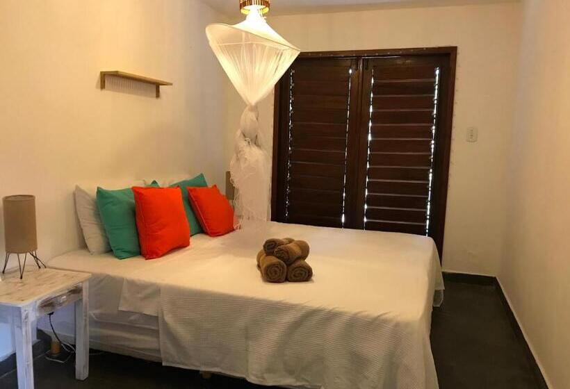 Standard room with outdoor bath, The Spot Beachfront Sports Pousada