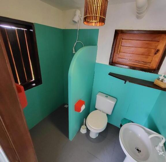 חדר סטנדרט נוף לים עם מרפסת, The Spot Beachfront Sports Pousada