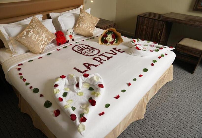 ロイヤルスイート, La Rive Hotels & Suites