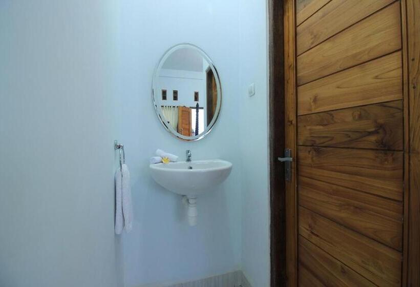 Pokój Standard Widok Góry, Adila Warung And Homestay