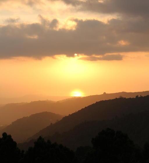 Quarto Estandar Vista Montanha, Adila Warung And Homestay